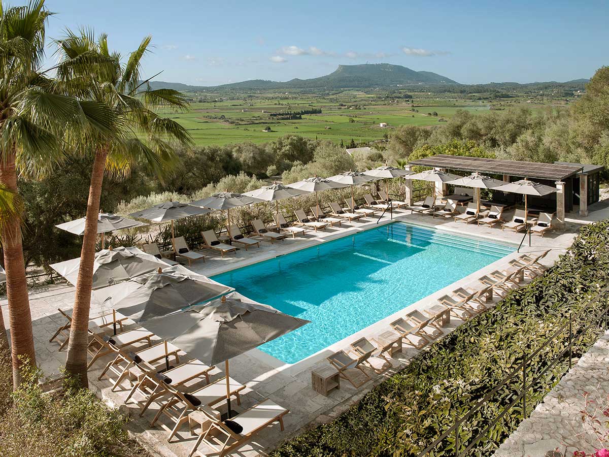 Destaque para a piscina aquecida do Finca Serena Mallorca | Foto: Divulgação