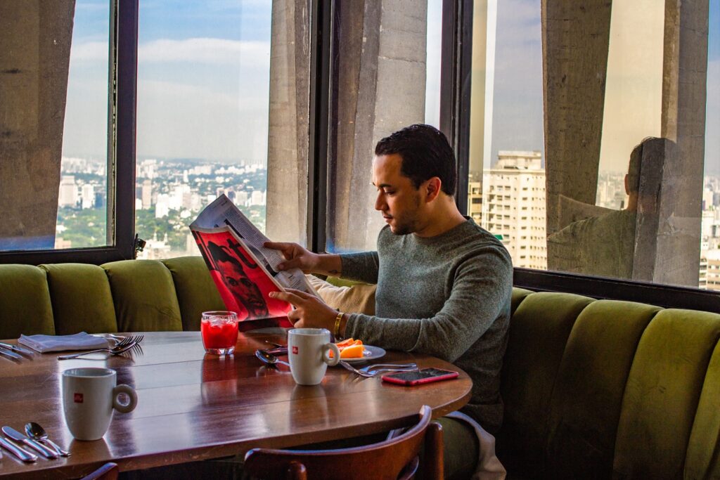 Vinicius Belo no Tivoli Mofarrej São Paulo Hotel | Foto: Check Hotels