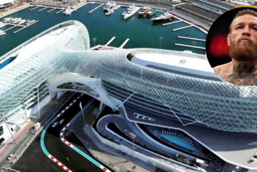 Vista de cima do W Abu Dhabi Hotel + Conor McGregor