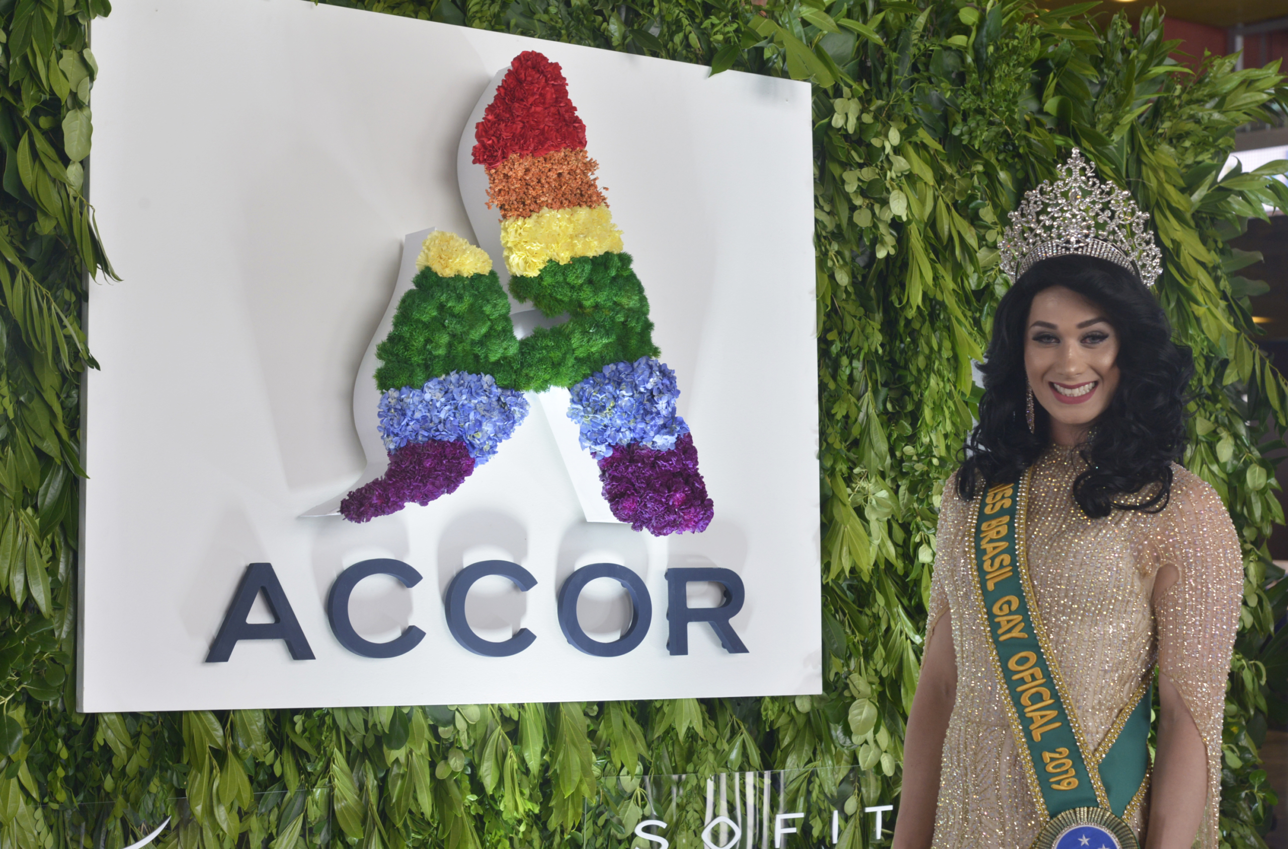 Miss Gay Brasil no estande da Accor na WeTrade 2019