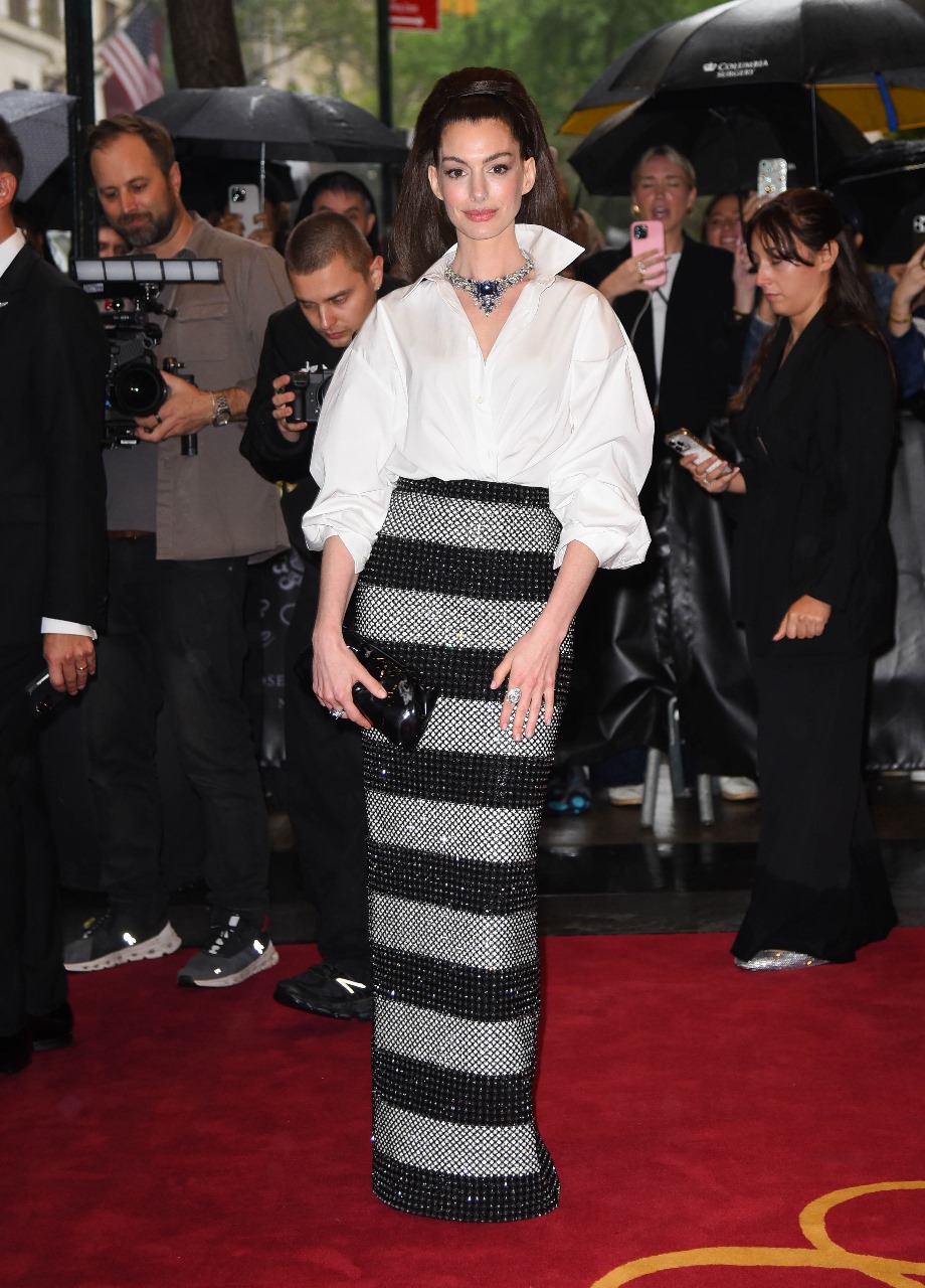 Anne Hatheway no The Carlyle, a Rosewood Hotel | Foto: Getty