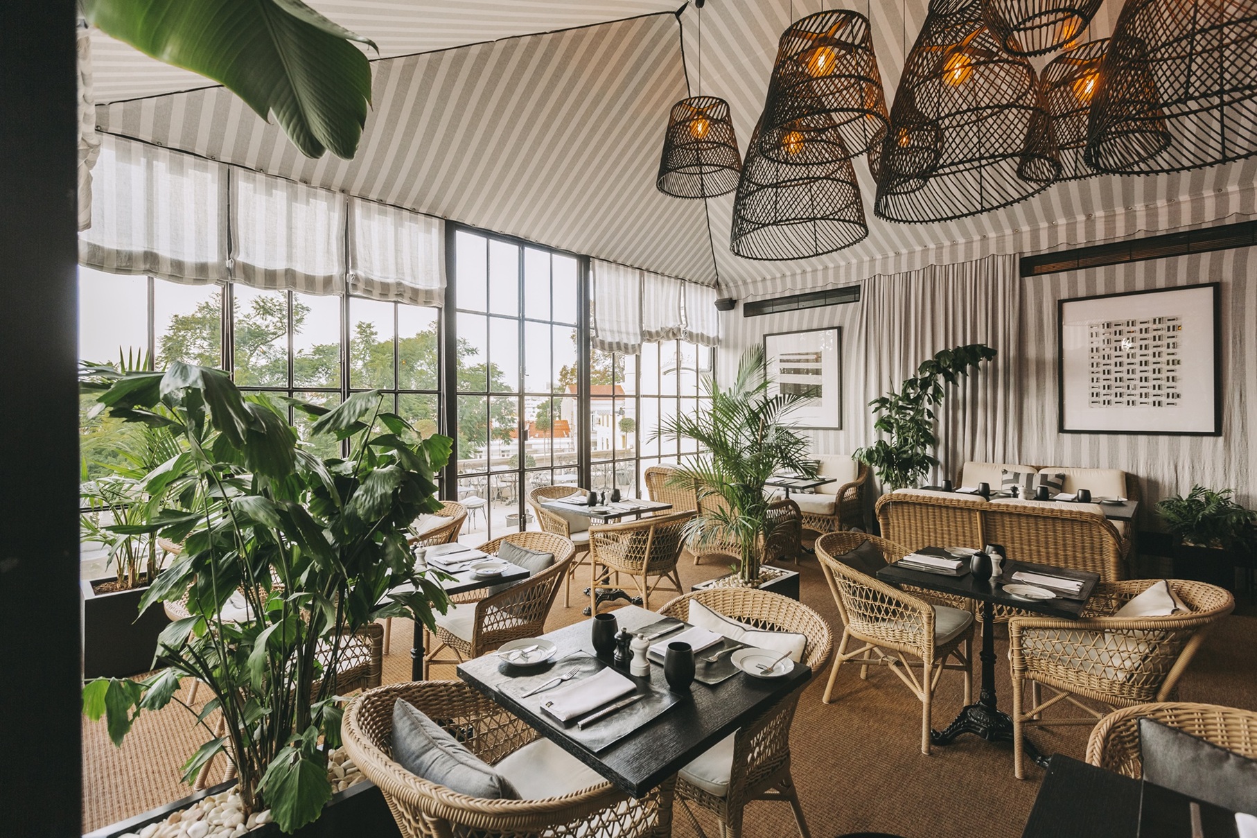 Black Pavilion Restaurante do Torel Palace Lisboa | Foto: Luiz Ferraz