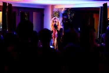 o show de Letrux | Foto: Reginaldo Teixeira