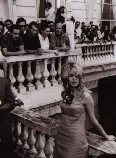 Brigitte no Hotel Copacabana Palace em 1964 | Foto: Reprodução