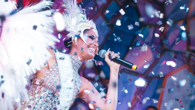 Camila Pitanga no Baile do Copa