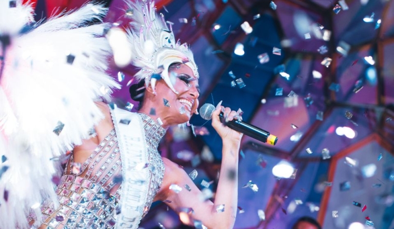 Camila Pitanga no Baile do Copa