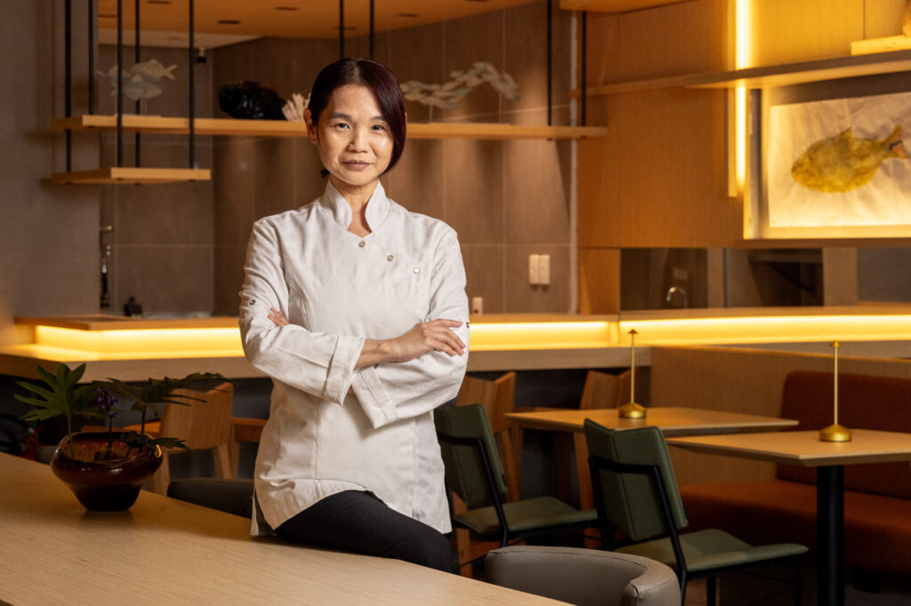 Telma Shimizu, chef dos restaurantes Aizomê | Foto: Rafael Salvador