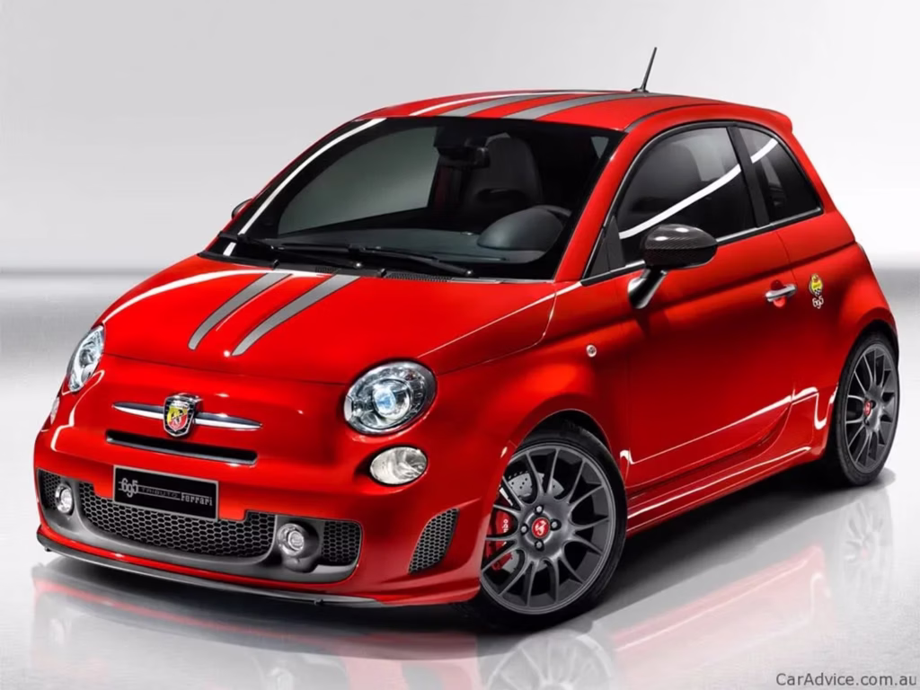 Fiat 500 Abarth Tributo Ferrari de 2011 | Foto: reprodução