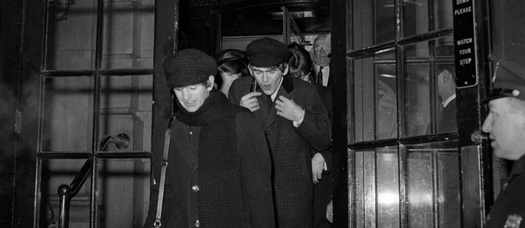 Em fevereiro de 1964, John Lennon, Paul McCartney, George Harrison e Ringo Starr fizeram do hotel sua residência em Nova York durante sua primeira visita aos Estados Unidos.