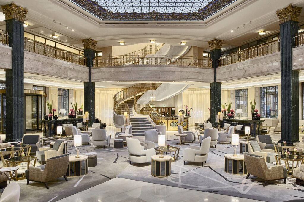 Lobby do Four Seasons Madrid | Foto: divulgação