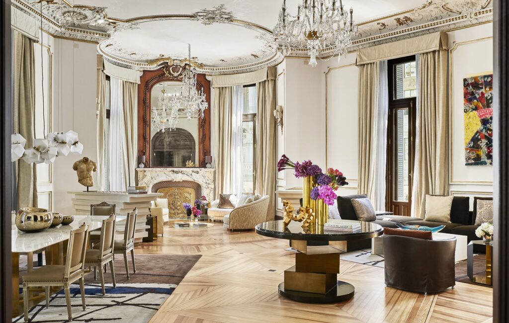 Four Seasons Hotel Madrid - Royal Suite Living | Foto: divulgação