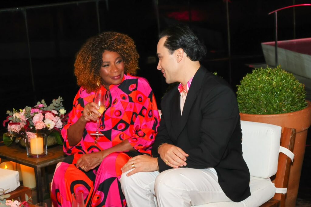 Zezé Motta e Vinicius Belo | Foto: Reginaldo Teixeira