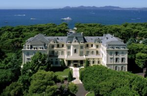 Após reclamações de hóspedes, o lendário Hôtel du Cap-Eden-Roc estabelece limites à produção de conteúdo em suas instalações